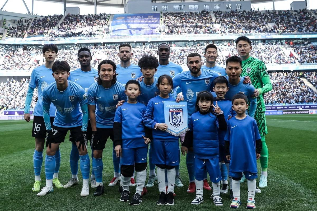 甘冈遭遇主场失利，积分榜略有下滑的简单介绍